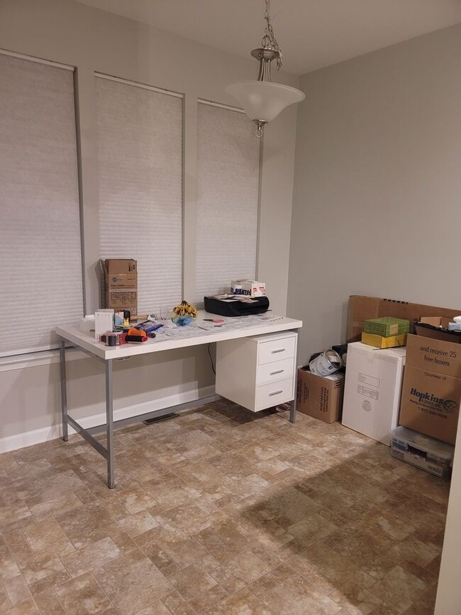 Building Photo - 3 bedroom 2 1/2 bath Townhouse in Bayberry