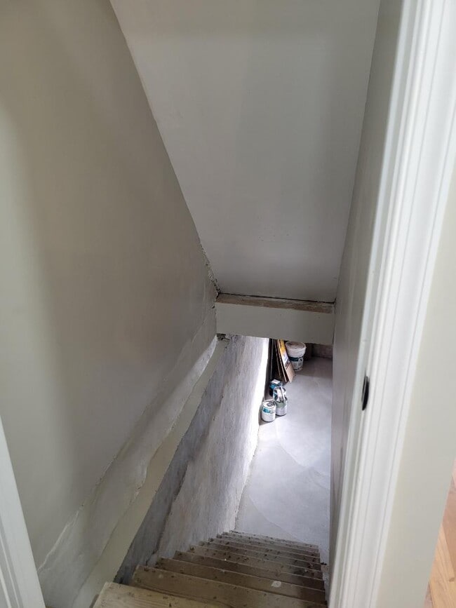 Building Photo - 3140 N Rosewood St