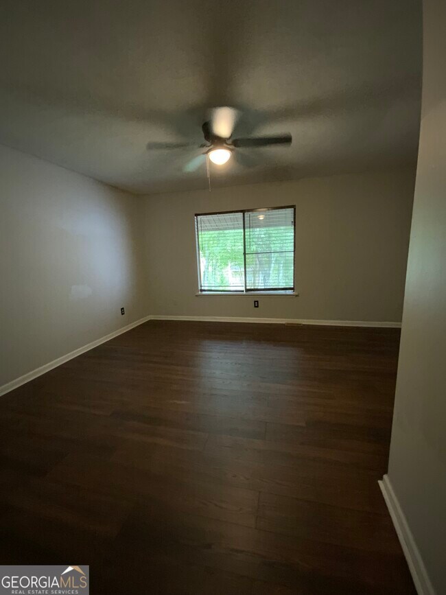 Building Photo - 2753 Whitewater Ct
