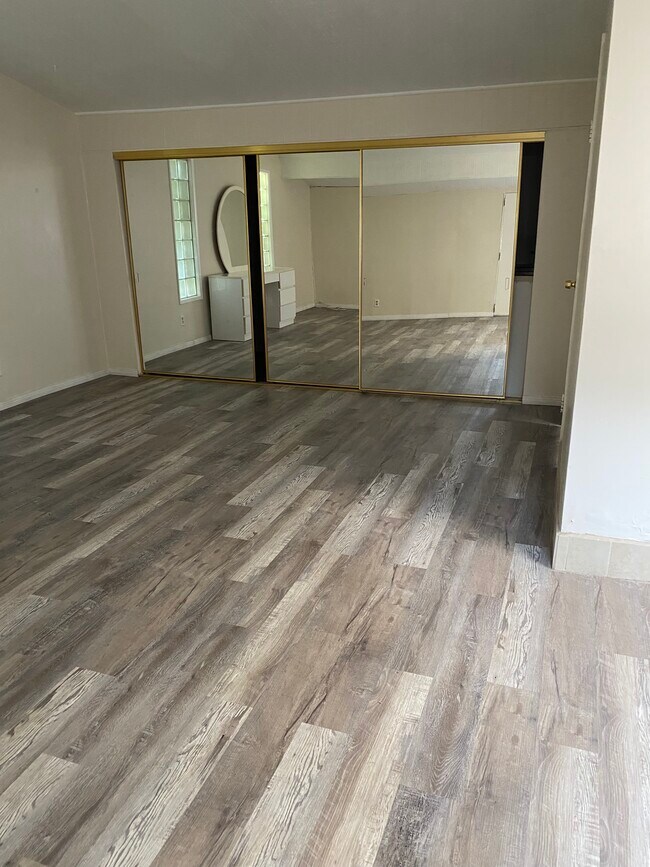 19700 Friar St 19700 Friar St Woodland Hills CA 91367 Apartment Finder