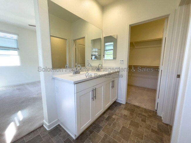 Building Photo - 4148 Sitio Cielo