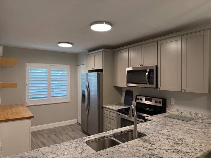 Building Photo - 3451 County Barn Rd