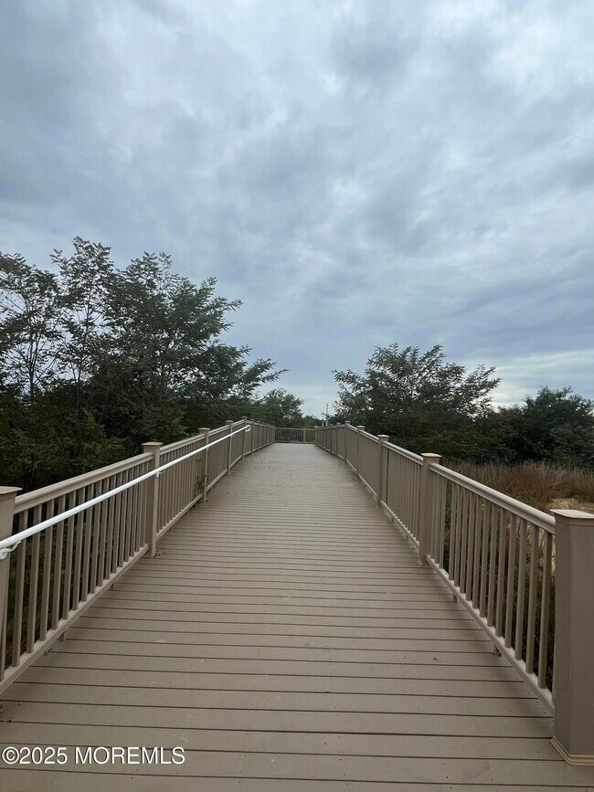 Building Photo - 83 Bayside Pkwy