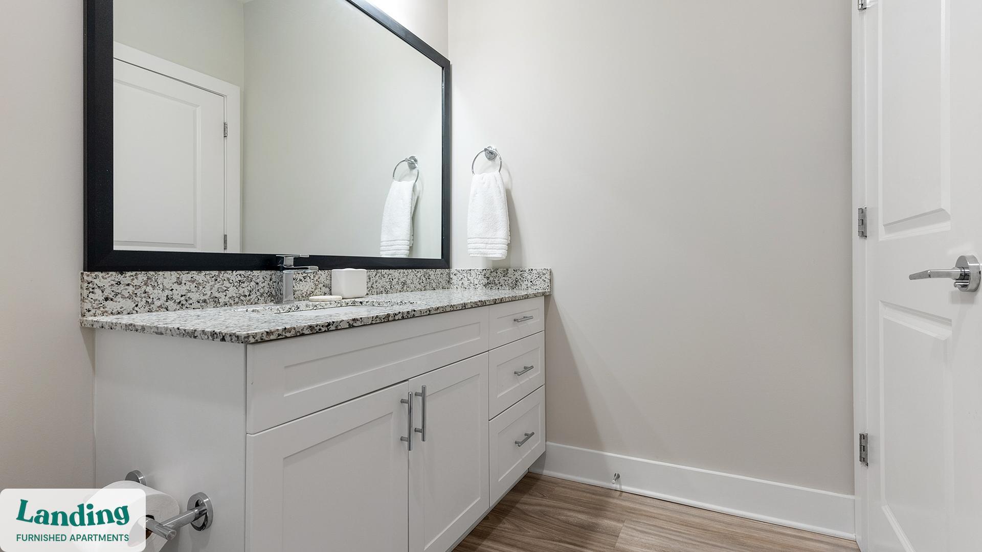 Building Photo - 3005 Chestnut Grv Ln