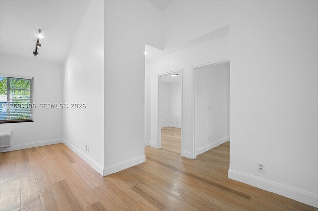 Building Photo - 272 NE 53rd St