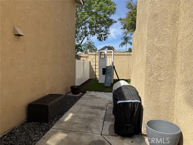 Building Photo - 980 Acorn Ln