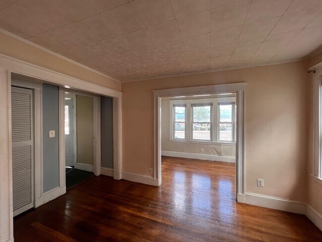 Building Photo - 3 Saint Clements Rd