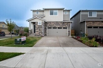Building Photo - Spacious Newer Home Ready for Move IN