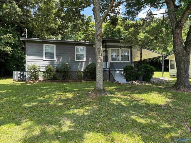 Building Photo - 11803 E Gateway Dr SE