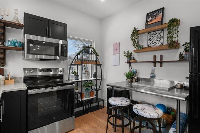 Building Photo - 97 Eustis Ave