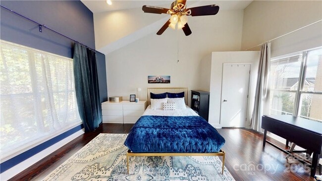 Building Photo - 2058 Atherton Heights Ln