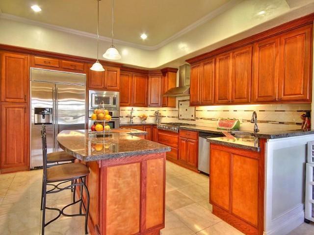 Building Photo - 738 Palmera Ct