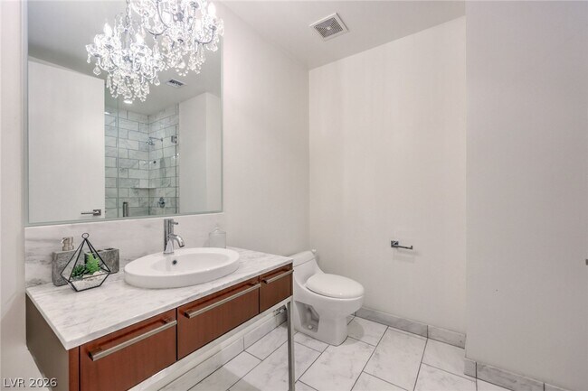 Building Photo - 4471 Dean Martin Dr