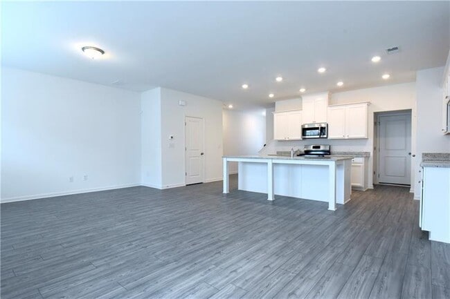 Building Photo - 572 Sausalito Walk