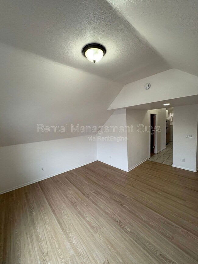 Building Photo - 793 Selby Ave