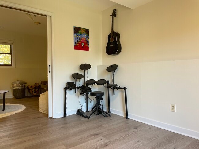 Building Photo - 2902 Tucson Trail