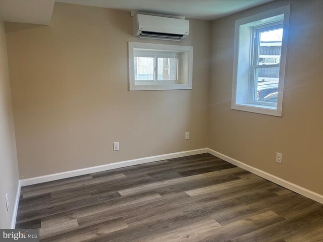 Building Photo - 14 West Ave