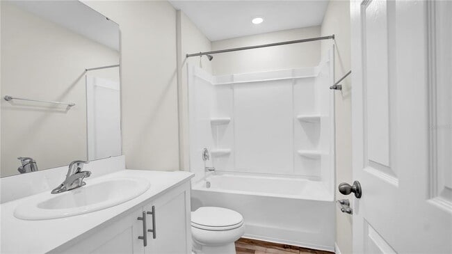 Building Photo - 4321 HILLOCK Blvd