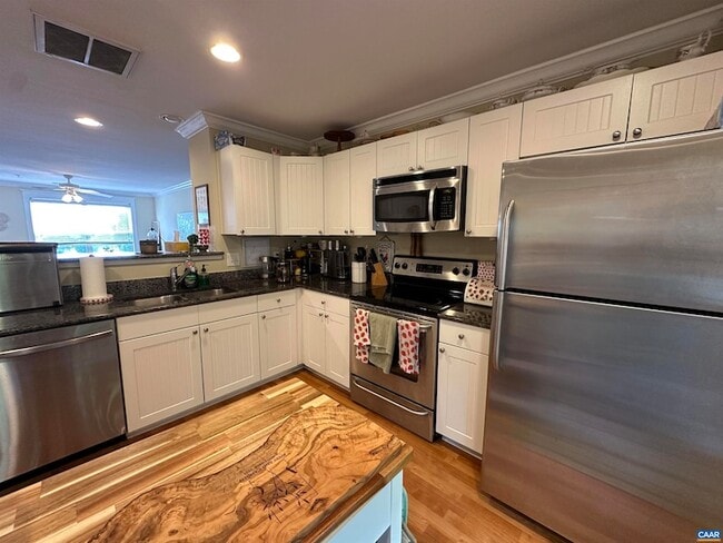 Building Photo - 1855 Candlewood Ct