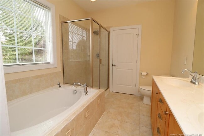Building Photo - 406 Golden Harvest Loop
