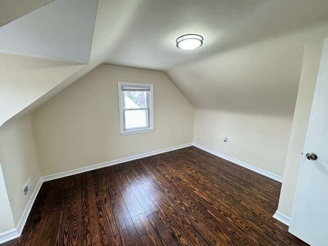 Building Photo - 316 Holy Cross Rd