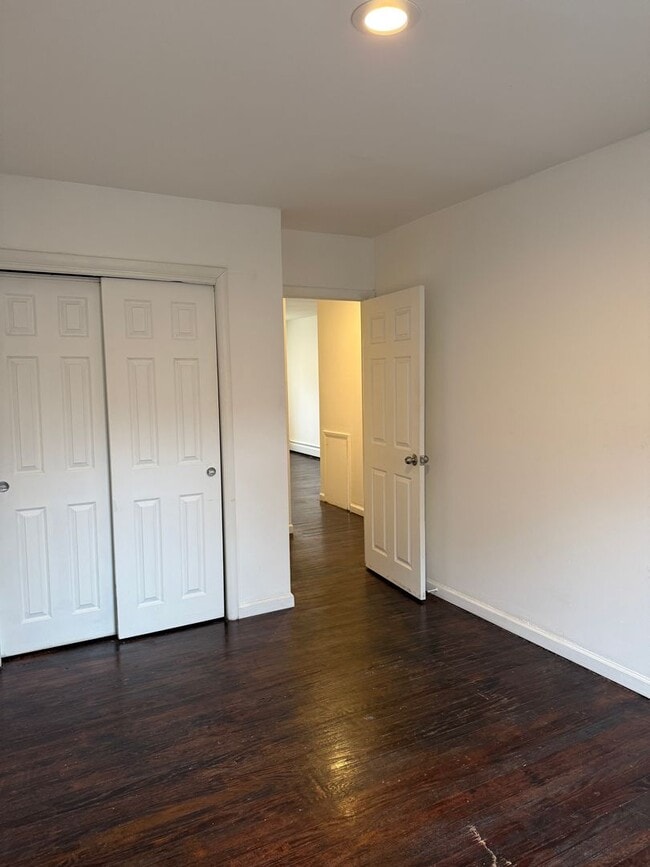 Building Photo - 720 Pine St