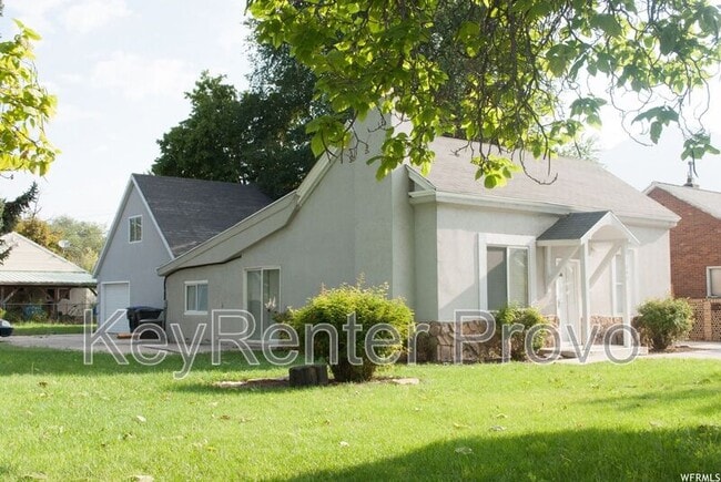 Building Photo - 790 W 500 S