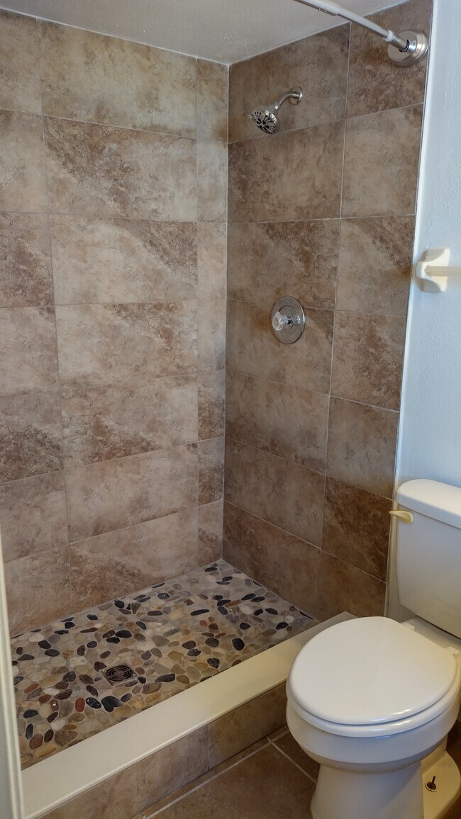 Building Photo - 1493 Providence Blvd