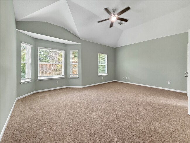 Building Photo - 9222 Memorial Grove Dr