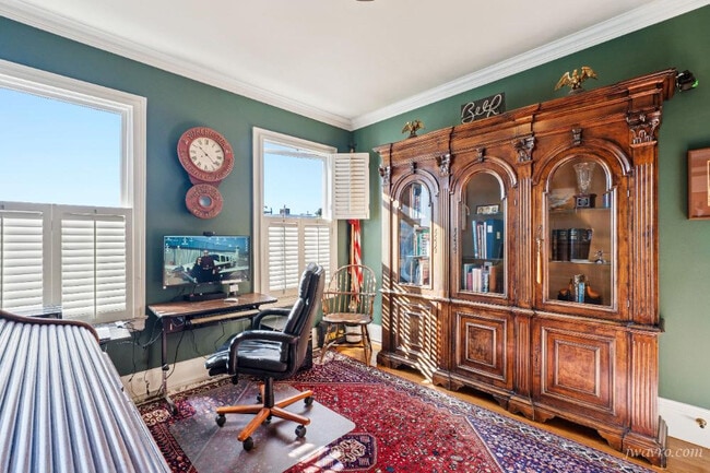 Building Photo - 155 24th Ave