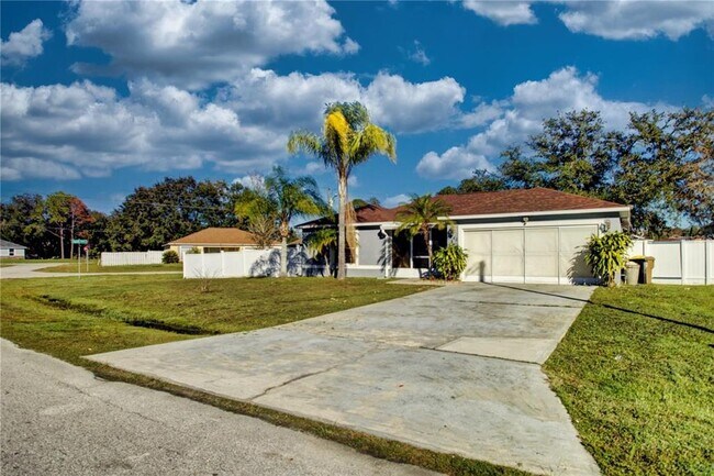 Building Photo - 1444 Swift Ct