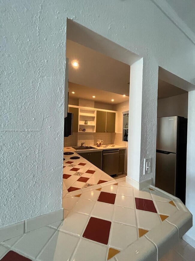 Building Photo - 2829 Indian Creek Dr