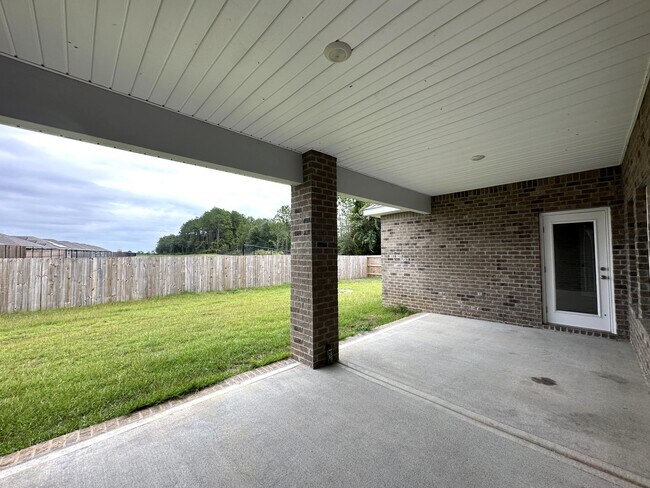 Building Photo - 1105 Shoal River Dr