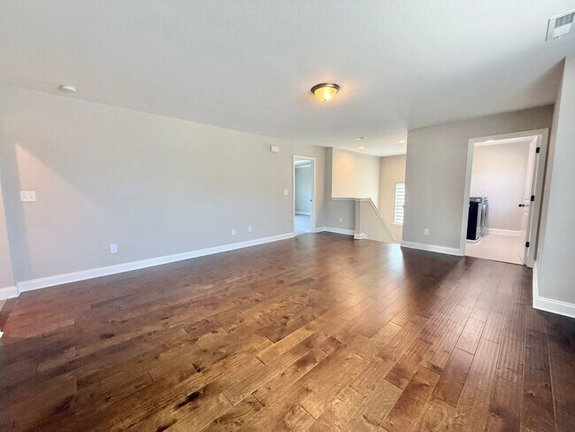 Building Photo - 516 Vivian Lee Ln
