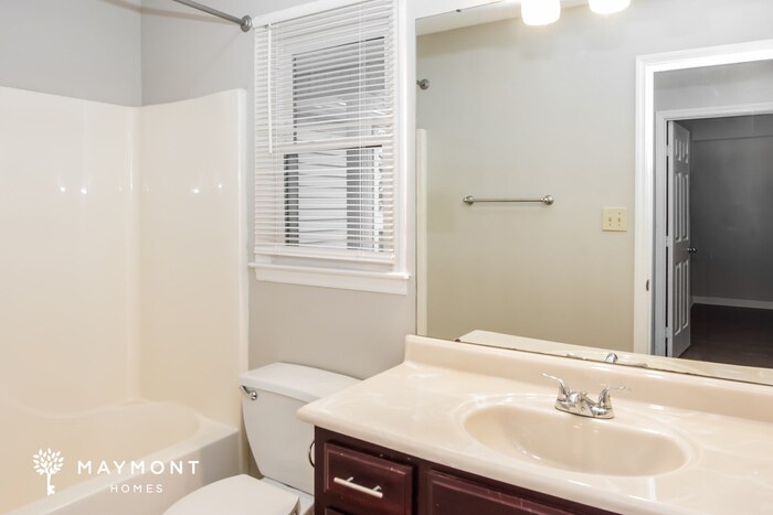 Building Photo - 12661 Dickens Ln