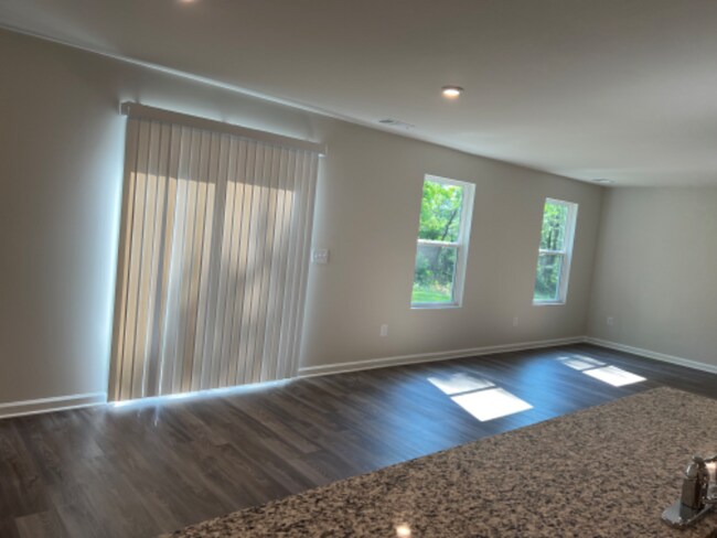Building Photo - 4119 Garrison Ln