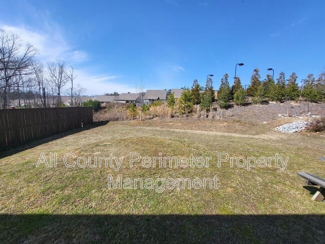 Building Photo - 3328 Fall Branch Ln