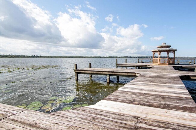 Building Photo - 713 Lake Marion Golf Resort
