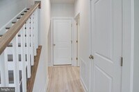 Building Photo - 1576 Meadowlark Glen Rd