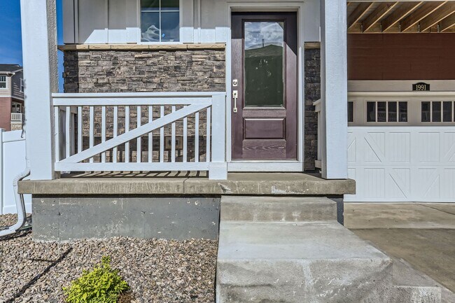 Building Photo - Harvest Ridge 3bd 2.5ba house FOR RENT! Almost brand new!