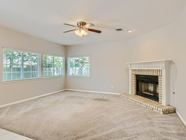 Building Photo - 16104 Fritsch Cove