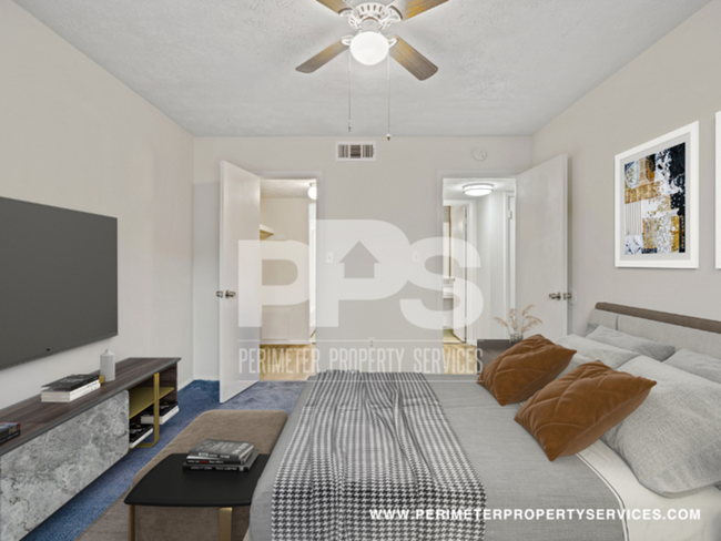 Building Photo - FULLY RENOVATED UNIT!!! WITH ONE MONTH REN...