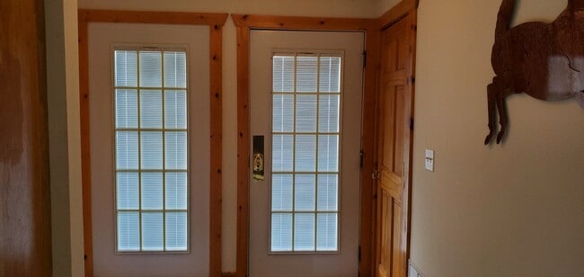 Building Photo - 2643 IL-178