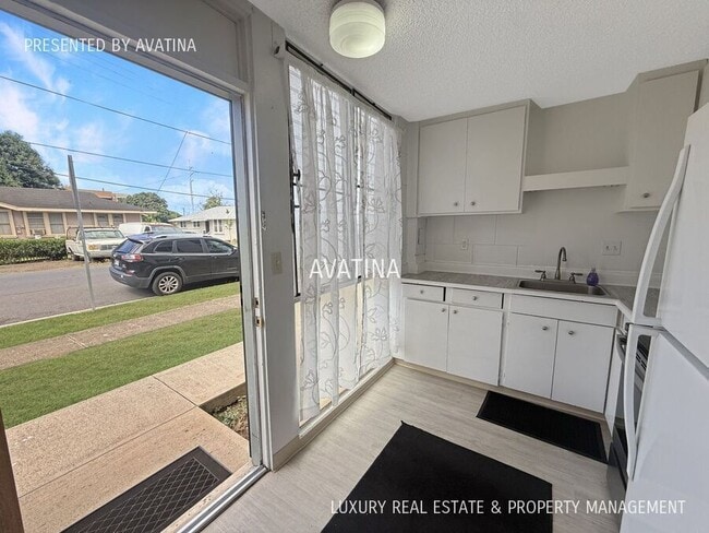 Building Photo - 936 Lehua Ave