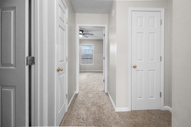 Building Photo - 284 Raleigh Dr