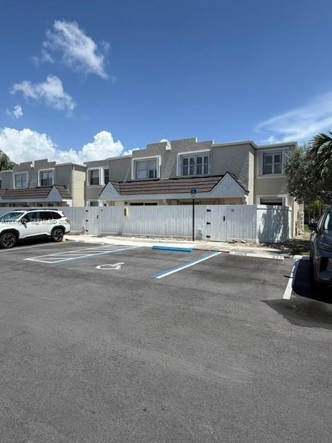 Building Photo - 4590 SW 68th Ct Cir