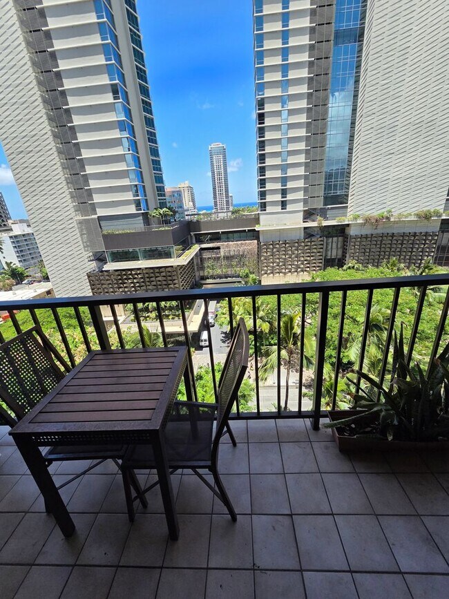 Building Photo - 2140 Kuhio Ave.