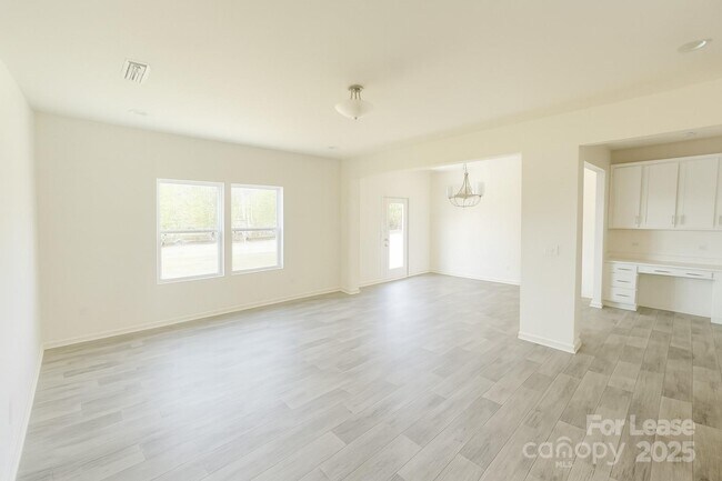 Building Photo - 14229 Whistling Teal Dr