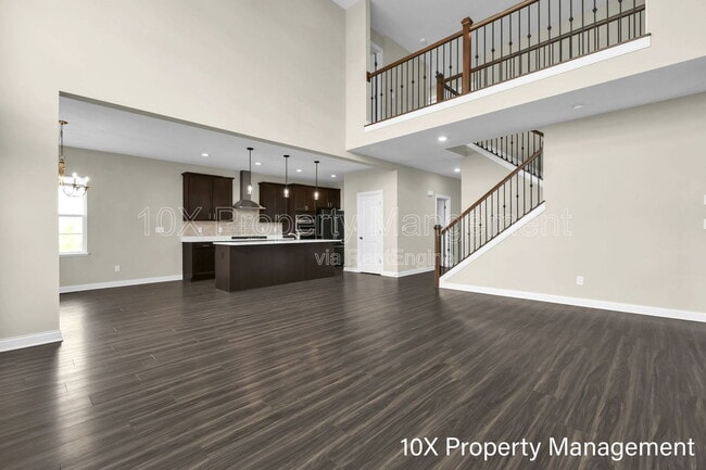 Building Photo - 592 Courtright Dr