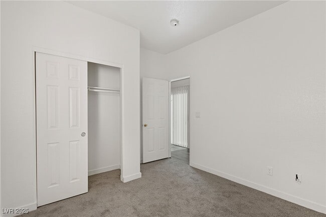Building Photo - 3544 Terneza Ave